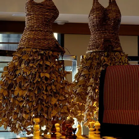 Emilia Hotel 4*