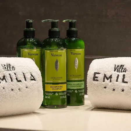 Emilia 4* Barcelona