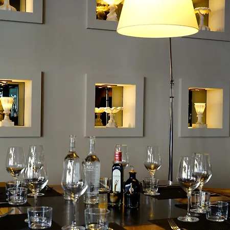 Hotel Emilia