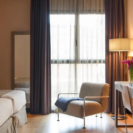 Emilia 4* Barcelona